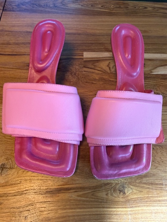 Jacquemus Shoes - Jacquemus Pink Slide Sandals - Padded Strap Size 6